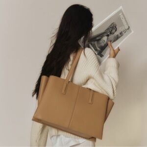 Gently used Freja New York Paloma Tote in limited edition color of cappuccino